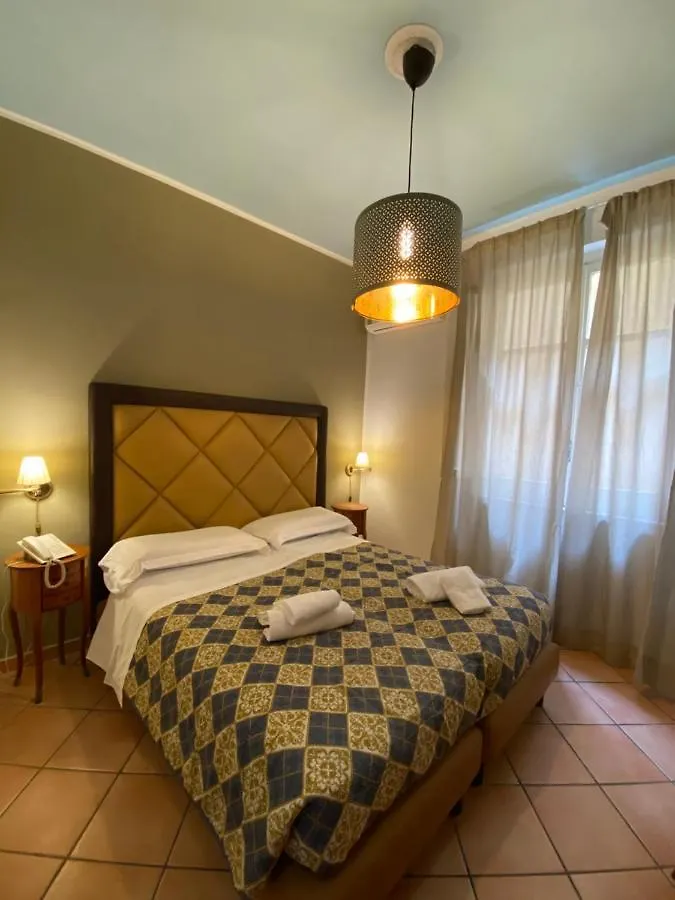 Hotel Europeo Napoli 0*, Naples