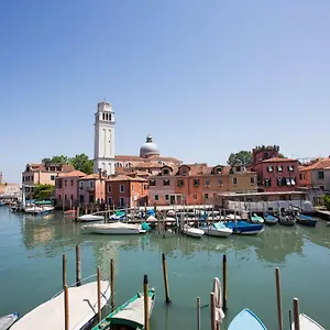 https://venice-appartament-salini-ii.hotelinveneto.com