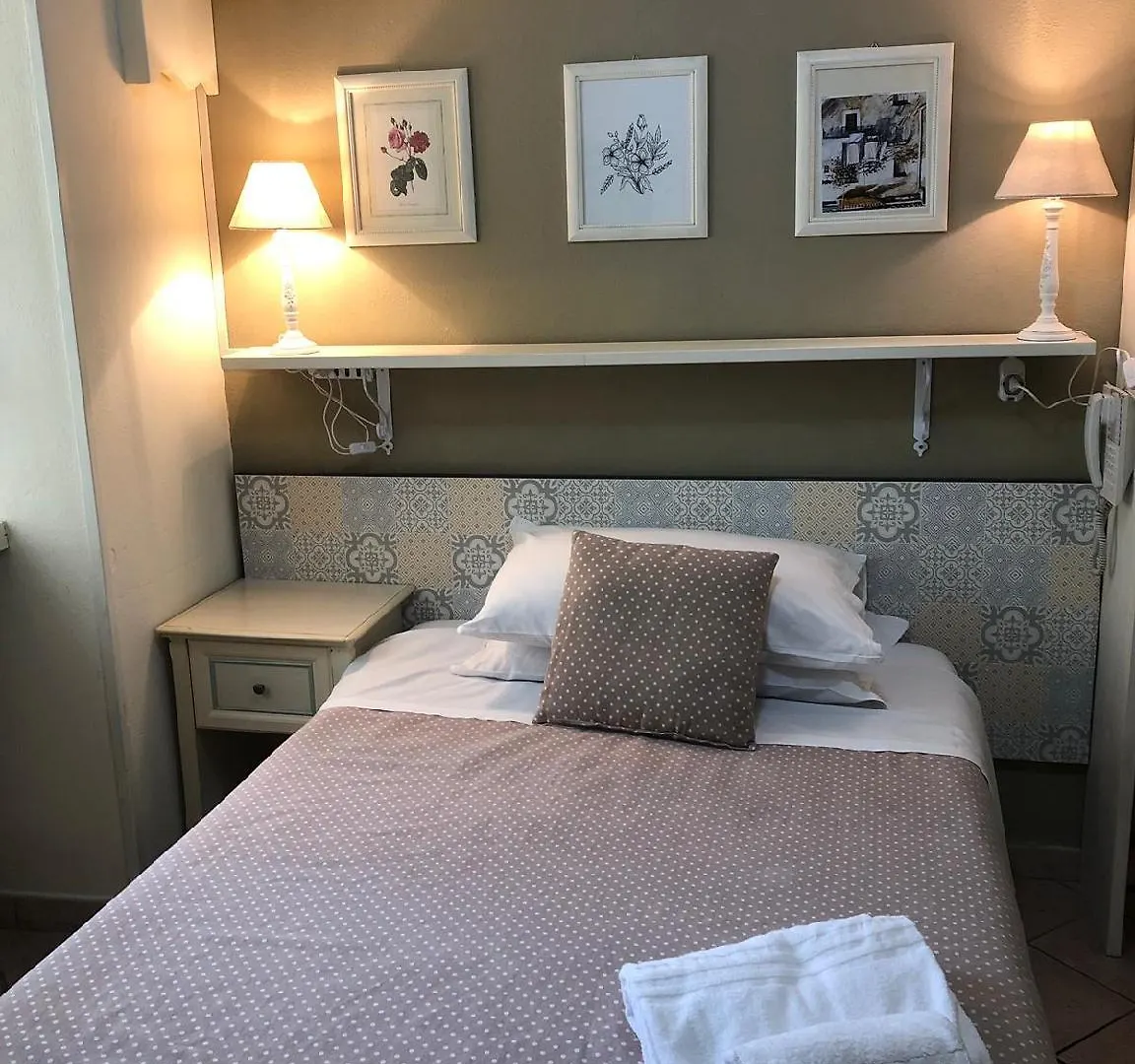 Hotel Europeo Napoli  Nápoles