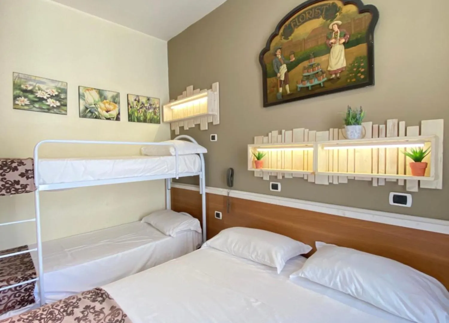 Hotel Europeo Napoli 0*, Nápoles Itália